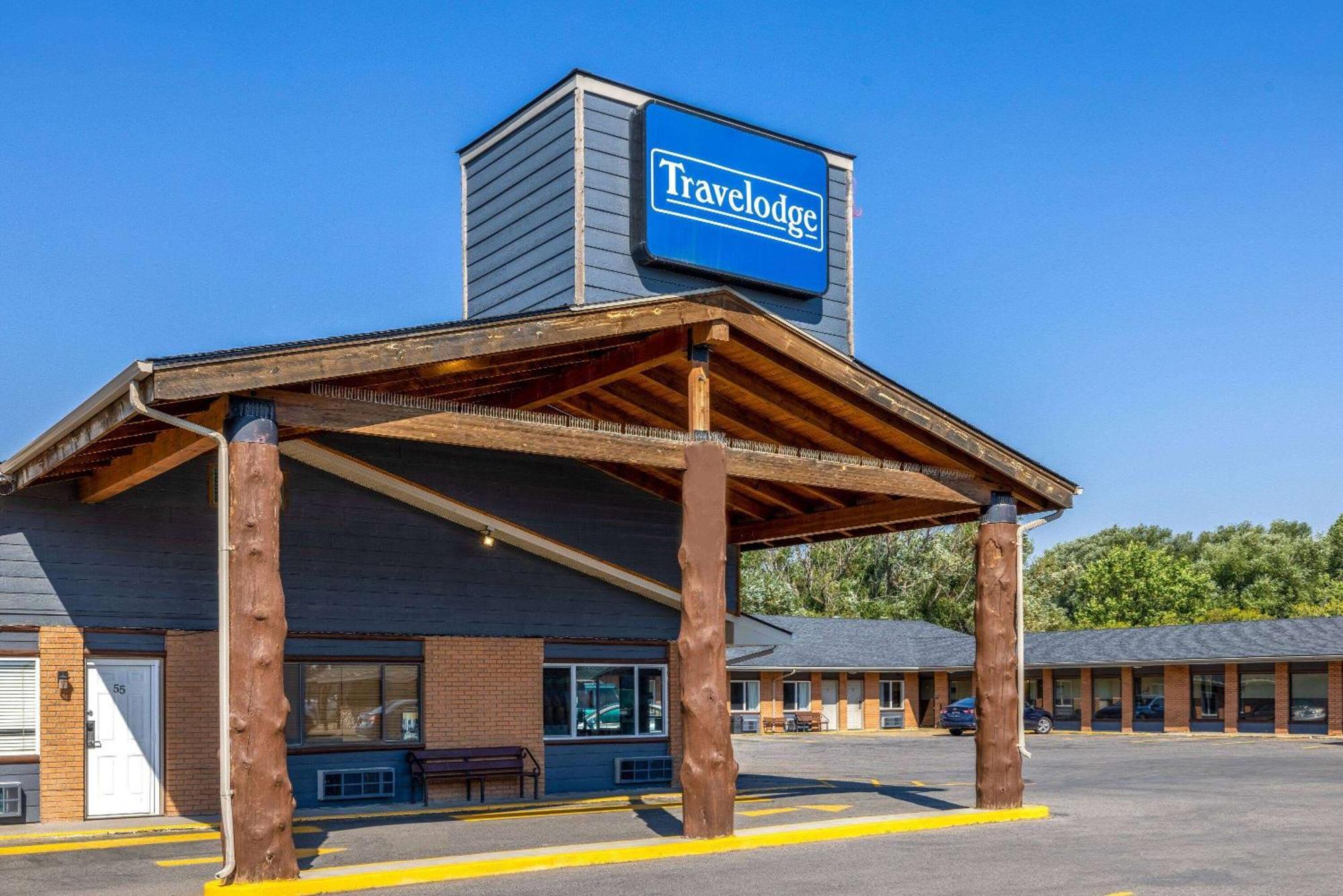 Travelodge By Wyndham Livingston Bagian luar foto